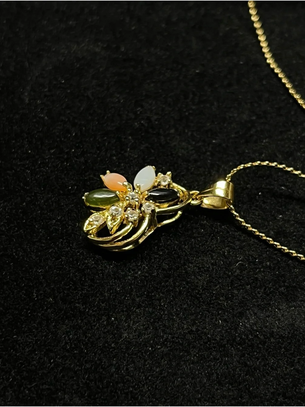 Gold Tone Multicolor Cabochon Rhinestone Pendant Necklace